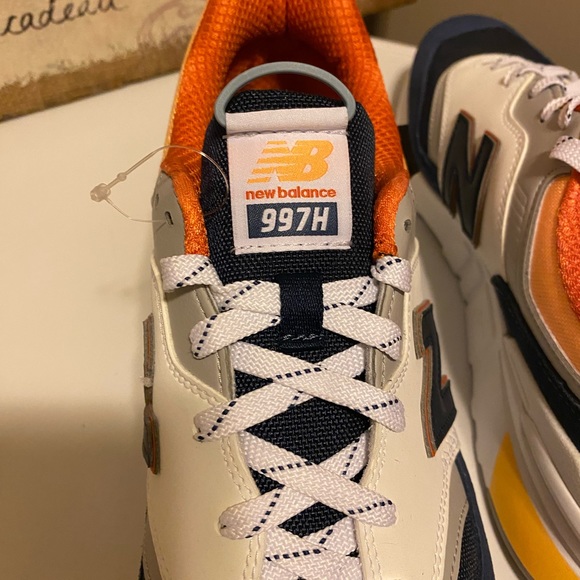 NWOT- New Balance Men's 997h V1 Sneaker - Picture 5 of 6